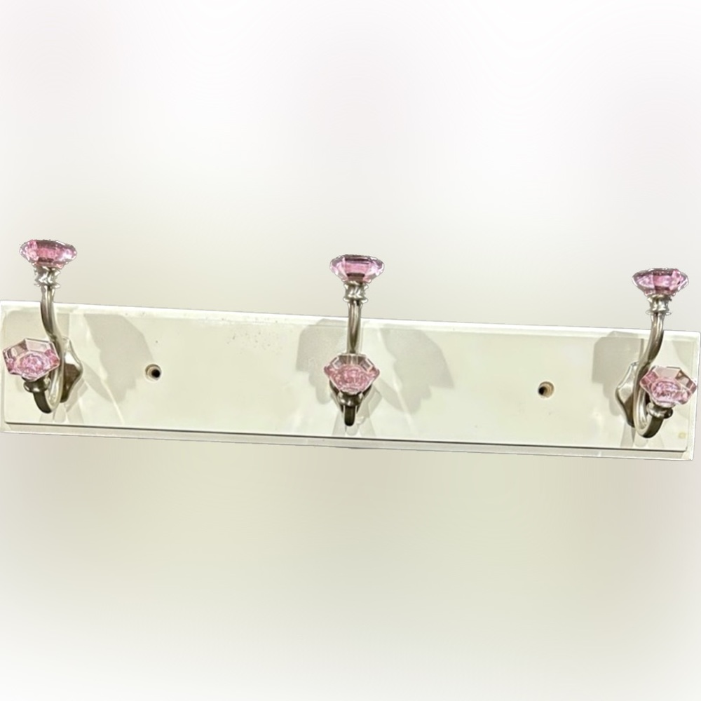 3-Hook Coat 🧥 Rack NWOT